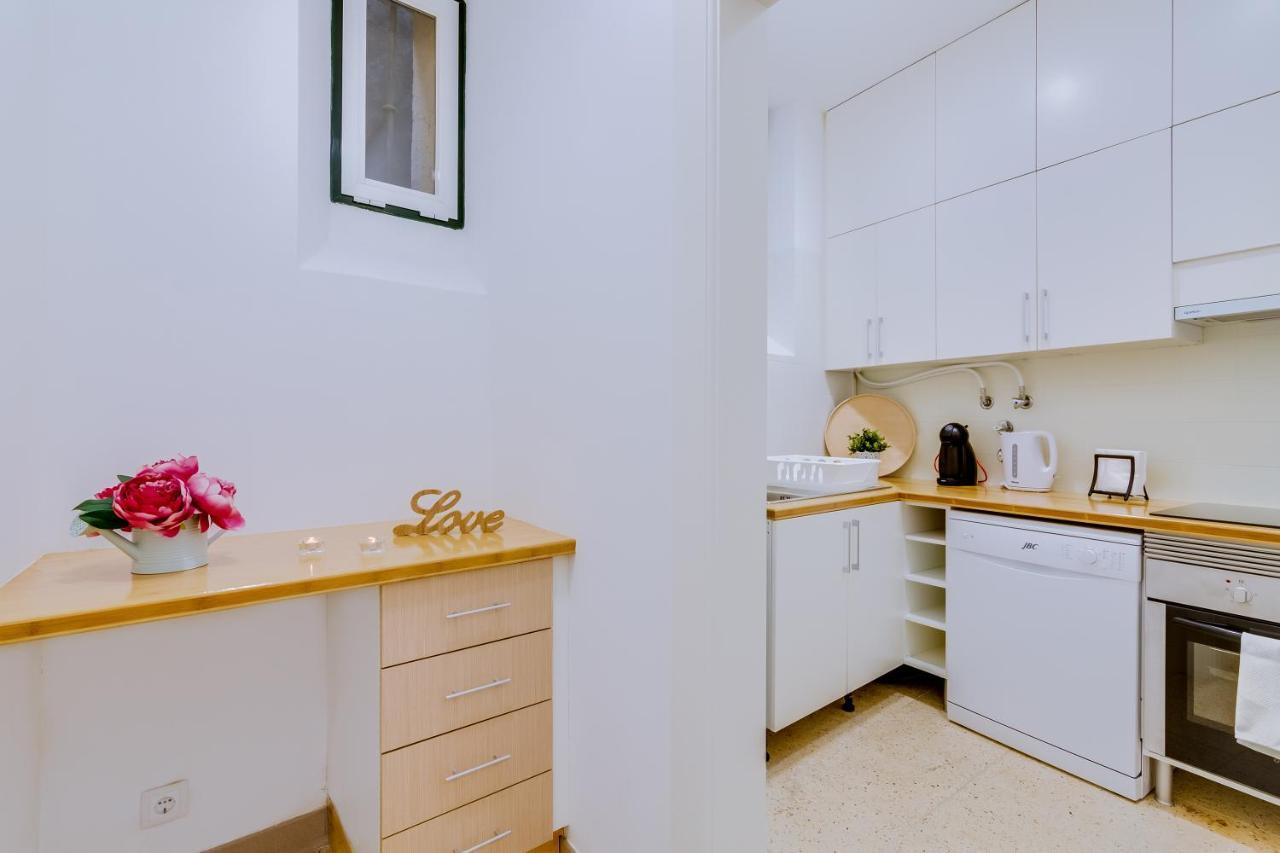 Casa Da Saudade, A Cozy Apartment In Alfama Lisbon Exterior photo